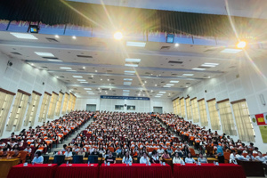 TRƯỜNG THPT CAO LỘC TỔ CHỨC HOẠT ĐỘNG TRẢI NGHIỆM, HƯỚNG NGHIỆP CHO HỌC SINH KHỐI 12